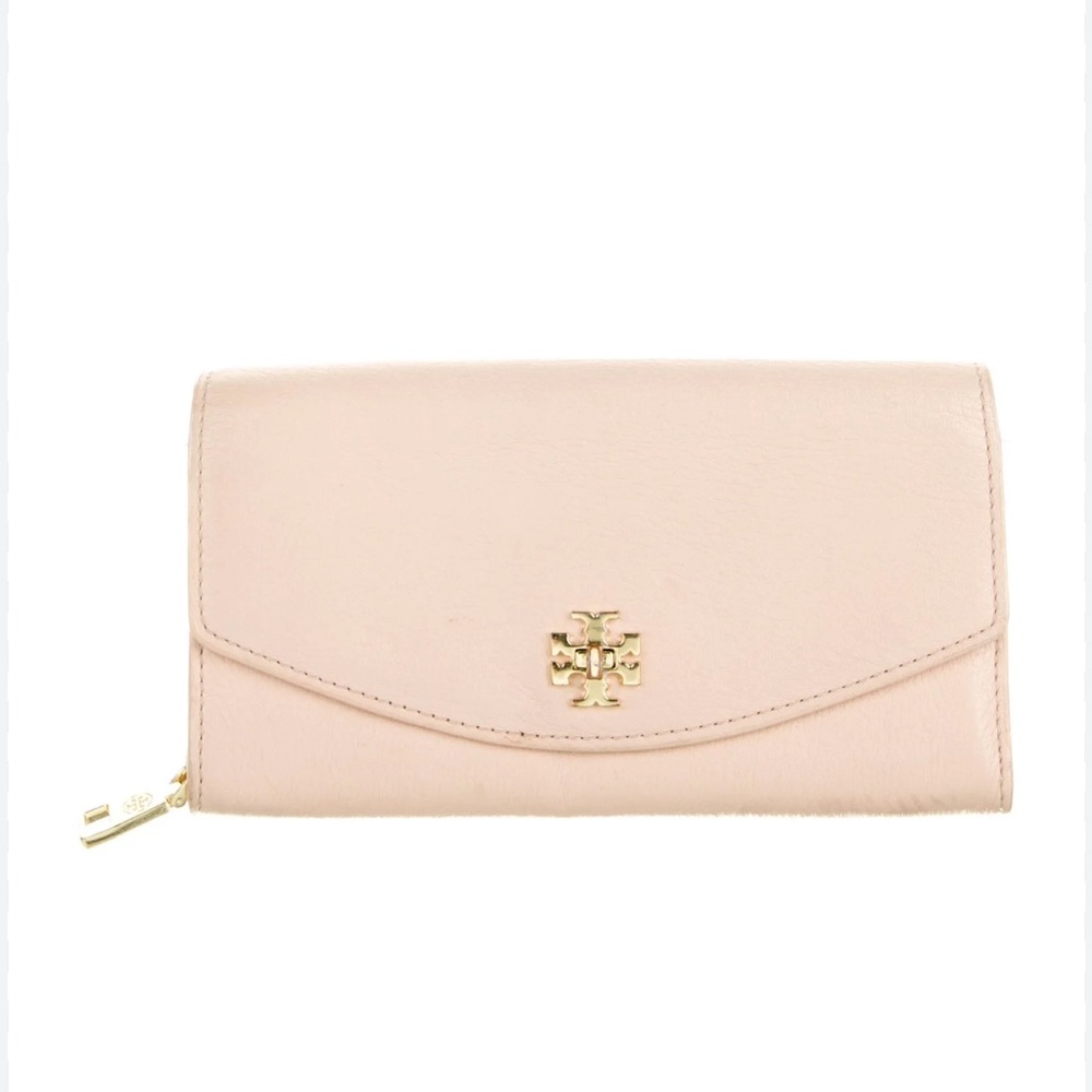 TORY BURCH PINK PEBBLED LEATHER WALLET WITH FLAP CLOSURE